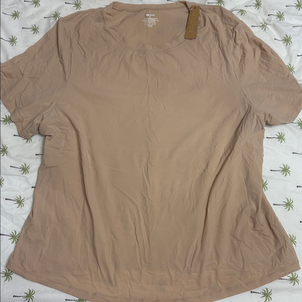 SKIMS Tan Short Sleeve Top